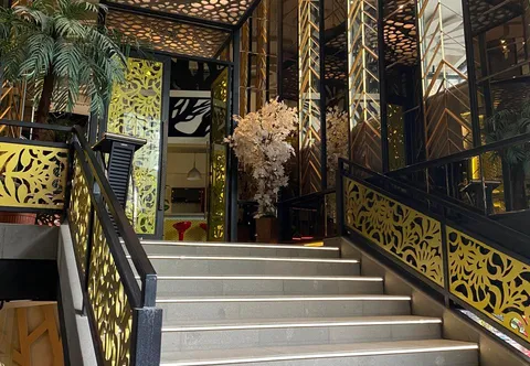 Avery De Grand City Hotel Bandung di kawasan Lengkong Bandung